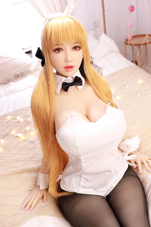 リフラノ・ドールのアレナ：158cmのアジアンキュートな巨尻セックスドールの徹底レビュー