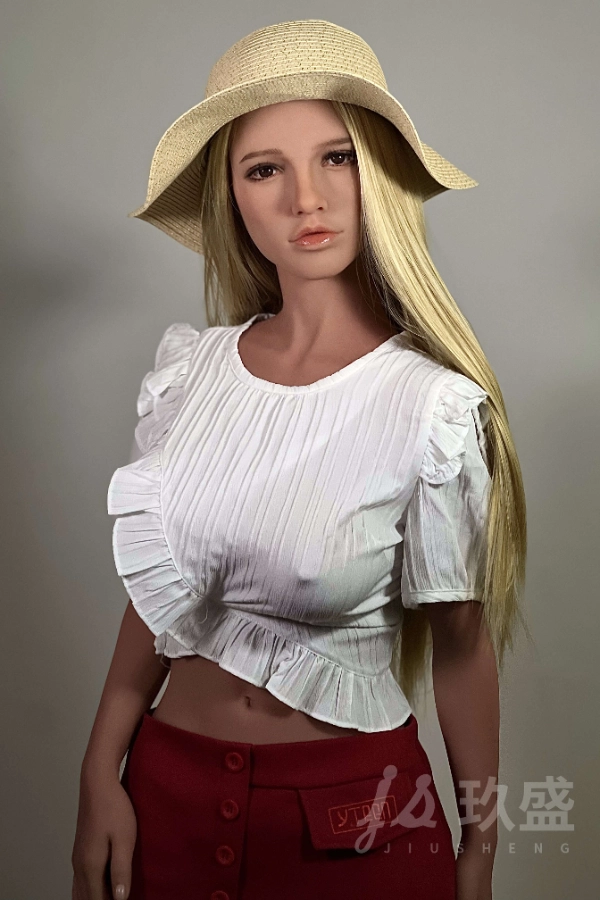 レビュー：Jiu ShengのLisa 150cm #3 - リアルで可愛い細身のセックスドール