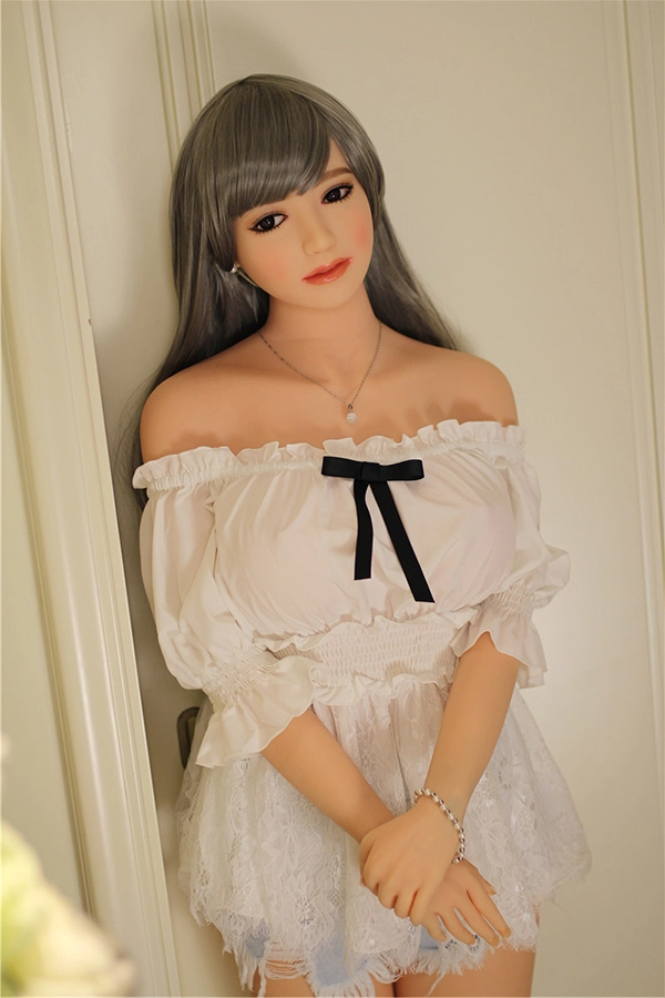 Aibei Dollレビュー：リアルで肉感的な165cmのアリス・ラブドール（厚い唇付き）