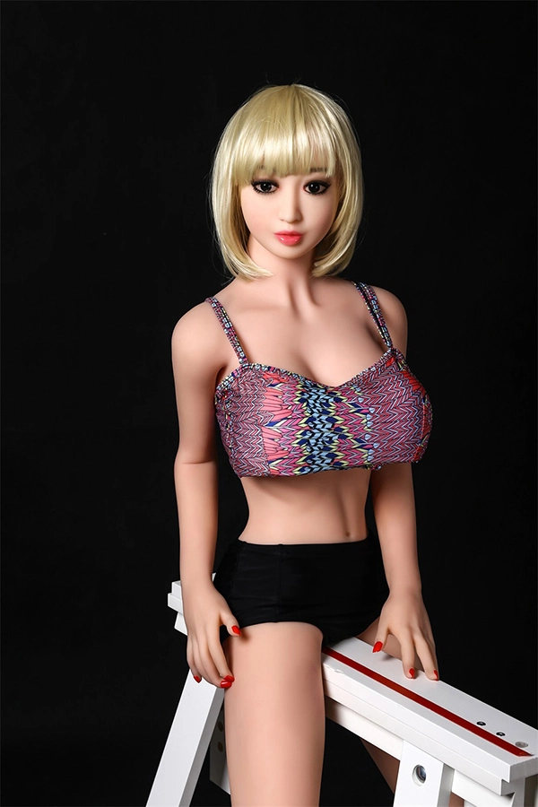 アイベイ・ドール：ブロンドの細身158cmエイプリルモデルの徹底レビュー