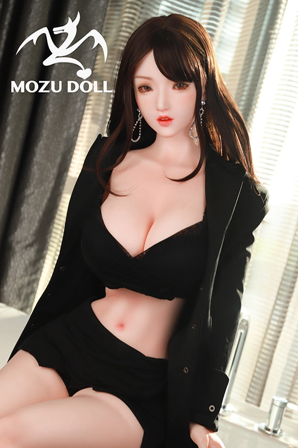 レビュー：Mozu DollのWaner 163cm熟女巨乳セックスドール（衣装付き）